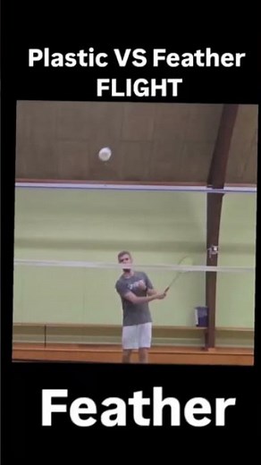 Plastic vs Feather Shuttle – Flight, Feel & Speed in Badminton