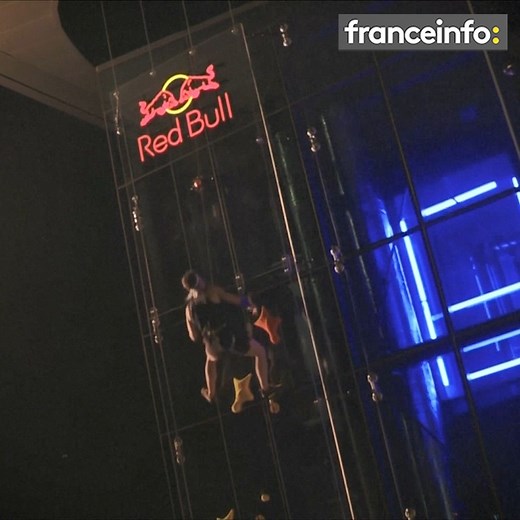 2.4M views · 679 reactions | Vous avez déjà essayé de faire la course avec un ascenseur ? Marcin Dzienski l'a fait et il a gagné, il est même Champion du monde ! | Vrai ou Fake | Facebook