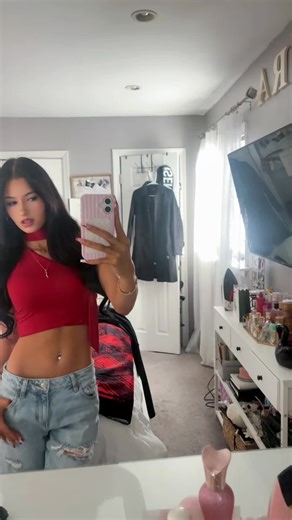 come under the mistletoe 😘#fyp | mistletoe