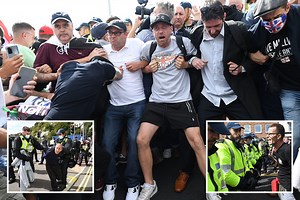 Dover anti-migrant protest sees 10 arrested after clashes with cops