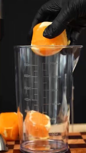 ‎שירה אלון‎ on Instagram‎: "🥇בלנדר ידני 4 ב-1 של Universa כוח אמיתי 450-600W ✨ ארבע פונקציות חיוניות שיענו על כל צרכי ההכנה והבישול שלכם: 1. בלנדר ידני: לערבול מרקים ושייקים . 2. קוצץ: לקיצוץ ירקות ובשר. 3. מטרפה: להקצפת ביצים. 4. כוס מדידה. ✨ איכות אמינה: מוצר מקורי 100% עם אחריות לשנה מלאה. 📌 משלוח זמין 📌 להזמנות ושאלות, אנא שלחו הודעה לדף. 💌💌"‎