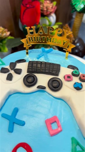 Karuna's cakes on Instagram: "Chocolate cake with a fondant game controller on top #cakesandbakesbykaruna #egglessbaking #forlittleboy #gamelover #chocolatecake❤️"