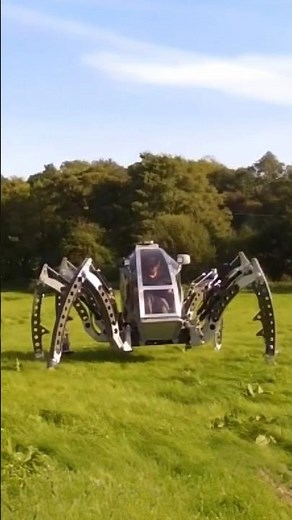 World's largest spider mech!