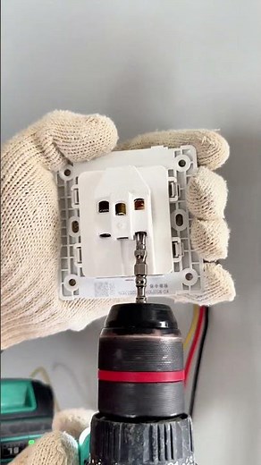 Socket Installation and Wiring Tutorial