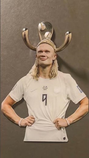 POV: Erling Haaland Elevator Meme IRL 🤖