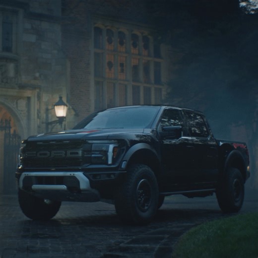 With complimentary Ford Mobile Service, we can go just about anywhere to service your vehicle. | Ford Motor Company