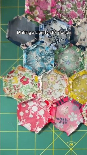 Making a Liberty EPP pouch | English Paper Piecing | Alice Caroline