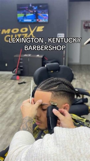 Smoove Cutz Barbershop in Lexington, Kentucky