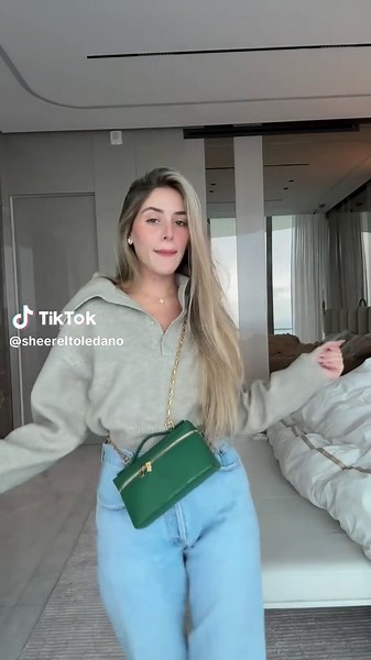 Exploring Unique Hello Sounds and Interactions