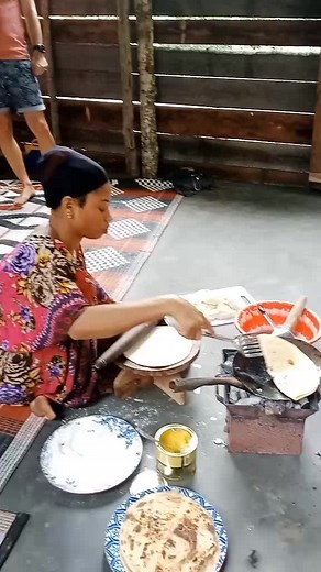 zanzibar traditional cooking (@zanzibarcookingclass)’s videos with original sound - iam_ezzye