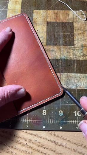 Custom field notes book heading from Kentucky to Vegas #handmadeleather #leathercraft #makersgonnamake #howto #madeintheusa