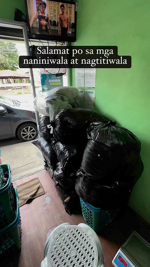Salamat po sa mga naniniwala at nagtitiwala. #fluffnfoldlaundryshop #laundryservice #laundry #followers #highlights #LAUNDRYDAY | Fluff N’ Fold Laundry Shop