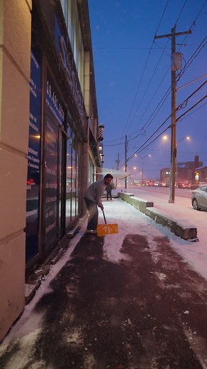 Faites attention à vous la gang ❤️ On vous attend en vie à l’Overflow Sherbrooke ! #qc #sherbrooke | Restaurant Overflow