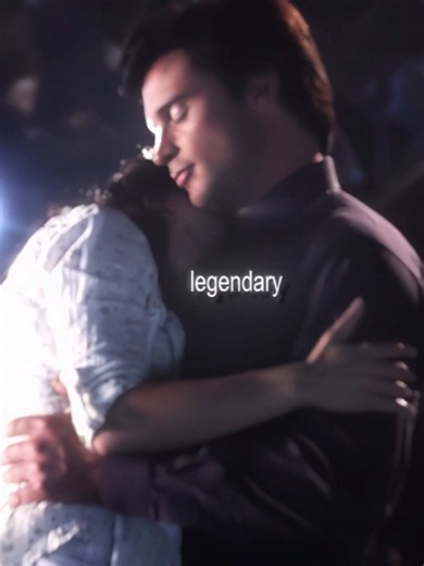 @kapiushon.ae #clarkkent #loislane #smallville #cloisedit #fy Clark kent and Lois lane edit