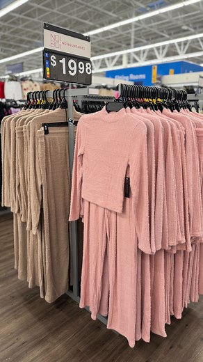 83K views · 1.7K reactions | 殺 Another set must-have at Walmart! So soft, cozy, and UNDER $20! I especially love the pink and tan colors 﫶 Link in bio ($19.98) #walmart #walmarfashion #reels | Walmart Gems | Facebook