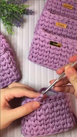 Aprende estos mini bolsos de trapillo