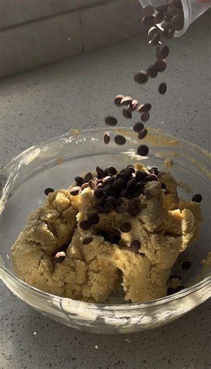 Delicious Choc-Chip Cookies Recipe for Home Bakers