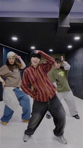 Crush 크러쉬 흠칫 beginner's dance choreography Very