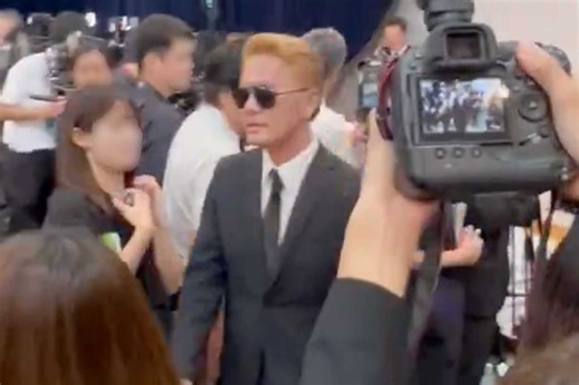 EXILE・ATSUSHIのモノマネ芸人RYO、橋幸夫さんの通夜騒動を謝罪するも「これ以上迷惑かけんな！」火に油 | 週刊女性PRIME