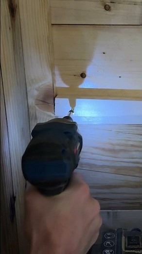 Fissare LEGNO: solo 2 Viti! 🪵🔩 #woodworking