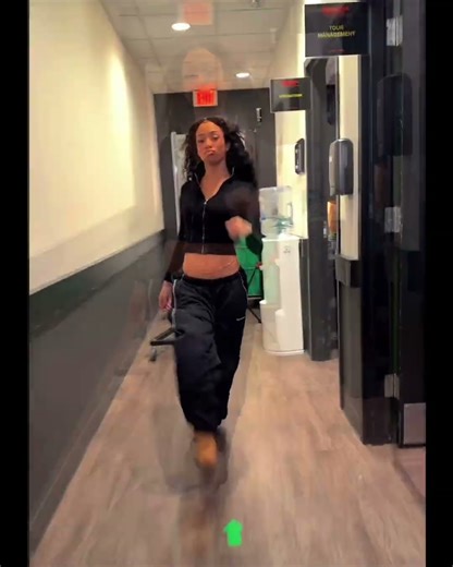 Manon🩷🩷credits to owners