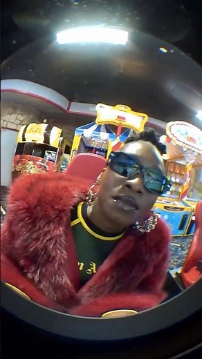 SUGAR GIRL OUT NOW🍬