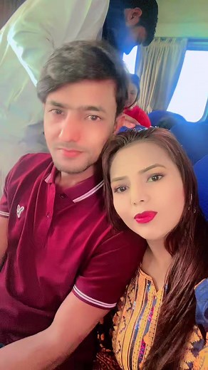 Din k ujalo may #illu #viral #fyb #foryou #foryoupage #tiktok #tiktoklive #couple @Erum Ayaz Official