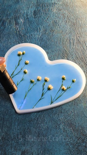 3.8M views · 29K reactions | Magical Keepsake with Baby Teeth 栗‍♀️✨ – Resin DIY Tutorial | 5-Minute Crafts | Facebook