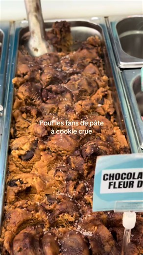 Pâte à cookie crue à Paris : cookie dough We Dough
