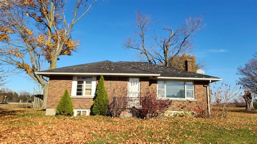 You Won’t Believe What I Didn’t Find in This Abandoned House