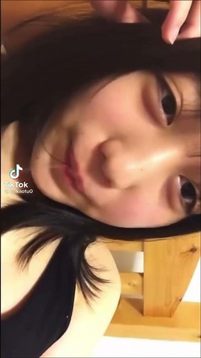唾液で遊ぶJK エ口TikTok