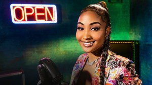 Shenseea Performs “Blessed” Live At Genius