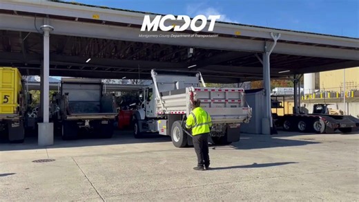❄️ Earlier this month, MCDOT’s Highway Services Division ran a “mock snow event” to test our equipment, software, and snow removal routes — making sure we’re ready to keep roads safe this winter! 🚛🛣️ Montgomery County MD Council Montgomery County, MD Government Moderately MOCO The MoCo Show County Cable Montgomery #Snow #WinterWeather #MockSnowEvent | Montgomery County, MD Department of Transportation
