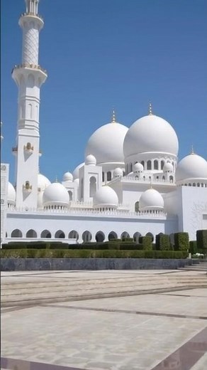 Inside the Most Beautiful Mosques Worldwide