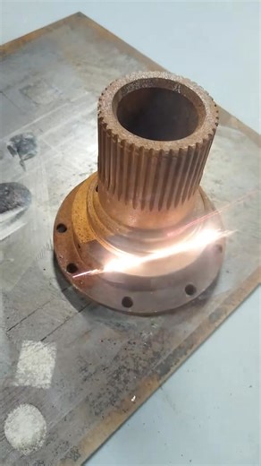 Watch Rust Disappear With Handheld Laser Technology #cleaning #clean #laser #cleaningmachine #lasercleaning #rust #lasercleaningmachine #rustremoval | LME Laser machine | Facebook