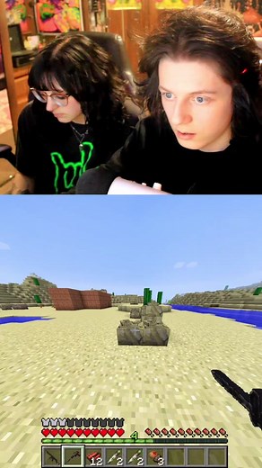 HE LITERALLY FORGOT A CODE LOCK ON HIS BASE IN RUSTCRAFT!!!! #minecraft #rust #rustgame #minecraftmemes #funny #meme #raid #solo #gamer #girl #gaming #villager #griddy #creebus