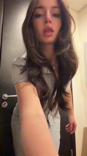 Video's van NIKKI (@nikkiseey) met som original - Barbie de Goiâs