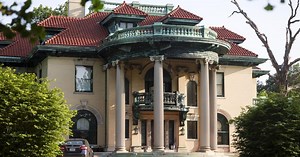 New owner gets first look at Powers-Jarvis Mansion
