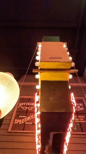 24 reactions · 9 comments | When it’s #NationalPizzaDay and #FlashyFriday, you know we have to have to take a unique look at a classic. Can you tell which pizza joint you’re under? Hint: there’s actually 2 right answers! #Lightbulbs #Neon | American Sign Museum | Facebook