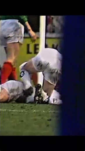 Mick Jones’ Legendary Goal! | Leeds United 3-0 Arsenal (1972)