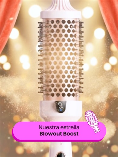 Si buscas peinados rápidos, fáciles y con efecto WOW, hay una herramienta que no puede faltar en tu rutina. Nuestro Blowout Boost se ha convertido en un verdadero icono para lograr ese volumen y acabado digno de celebrity… sin salir de casa. Su tecnología de calor está diseñada para: 💫 crear volumen desde la raíz 💫 suavizar el cabello 💫 lograr ese efecto blowout elegante que parece hecho en salón Perfecto para esos días en los que quieres verte increíble sin pasar horas peinándote. ¿Quieres s