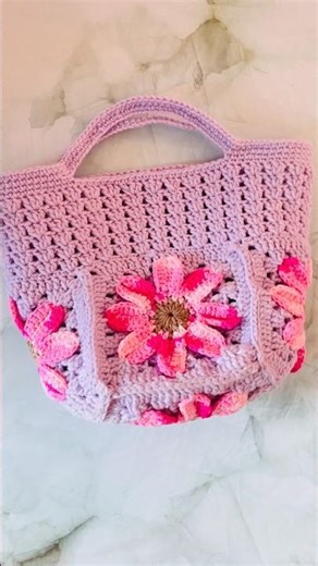 Flower granny squares 💼 #crochet #diy #handmade #custompouch #easycrochet #crochetcrosai #viral