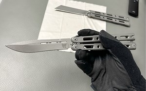 benchmade蝴蝶85甩，就看看