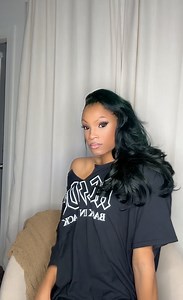 @Theeglowxperience got me feeling soo flirty with this hair! 😏 | Norman Freeman