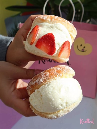 Fresh fruit cloud cream = instant happiness 🍓 Soft donut, filled and finished fresh Strawberries on top for the perfect bite Made for sharing… or not 😌 #knotted #knotteddonuts #freshfruit #strawberrydonut #creamdonut #filleddonut #sydneydesserts #sydneycafe #donutlove #sweettooth #freshmade #treatyourself #campsie #canterbury #belmore #kingsgrove #hurlstonepark #earlwood #bardwellpark #bankstown #lakemba #punchbowl #sydneyfoodie #sydneyeats #desserttime #cafelife