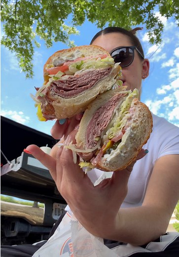 Jersey Mike’s Chicken & Veggie Sandwich Mukbang – Lunchtime Menu Hacks