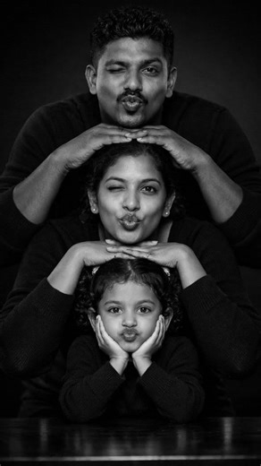 Family photo by using gemini prompt in the description #ytshorts #trending