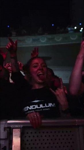 LONDON •• SHOWED UP #pendulum #ontour