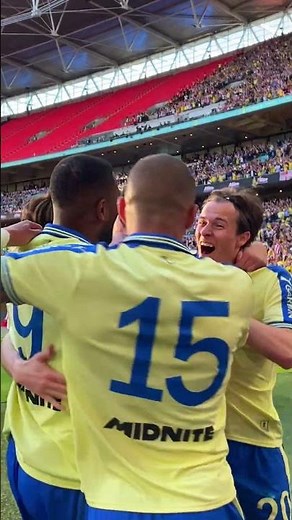 Finn Azaz's Wembley moment 🤩