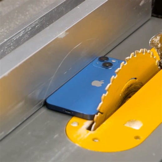 108K views · 143 reactions | Handmade leather flip phone case! | 5-Minute MAGIC | Facebook